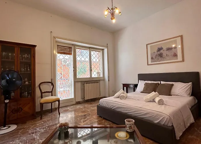 Privatunterkunft Casaletto House-1